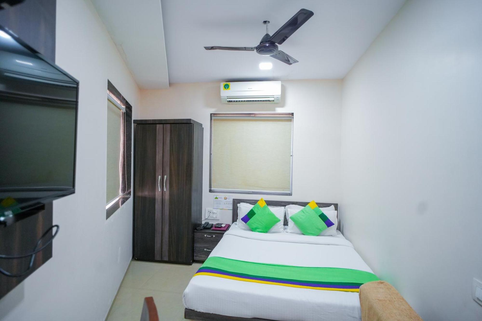 Hotel Skylink Hospitality Mahalaxmi Bombay Esterno foto
