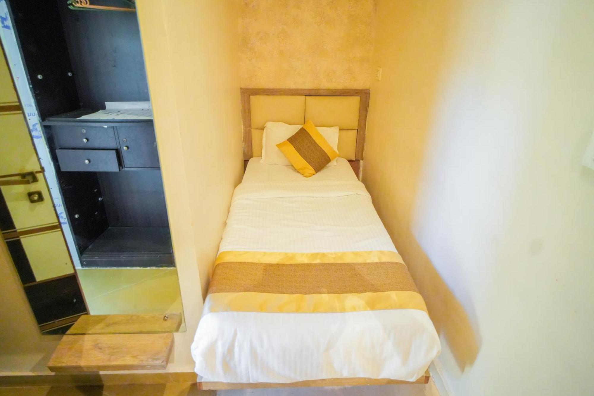 Hotel Skylink Hospitality Mahalaxmi Bombay Esterno foto